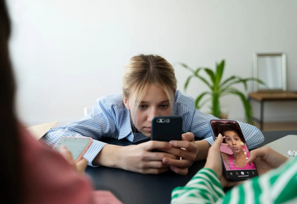 How to Reduce Social Media Usage