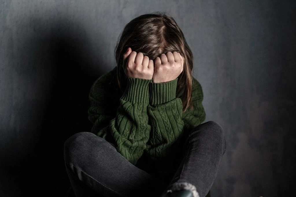early warning signs of personality disorders in teens